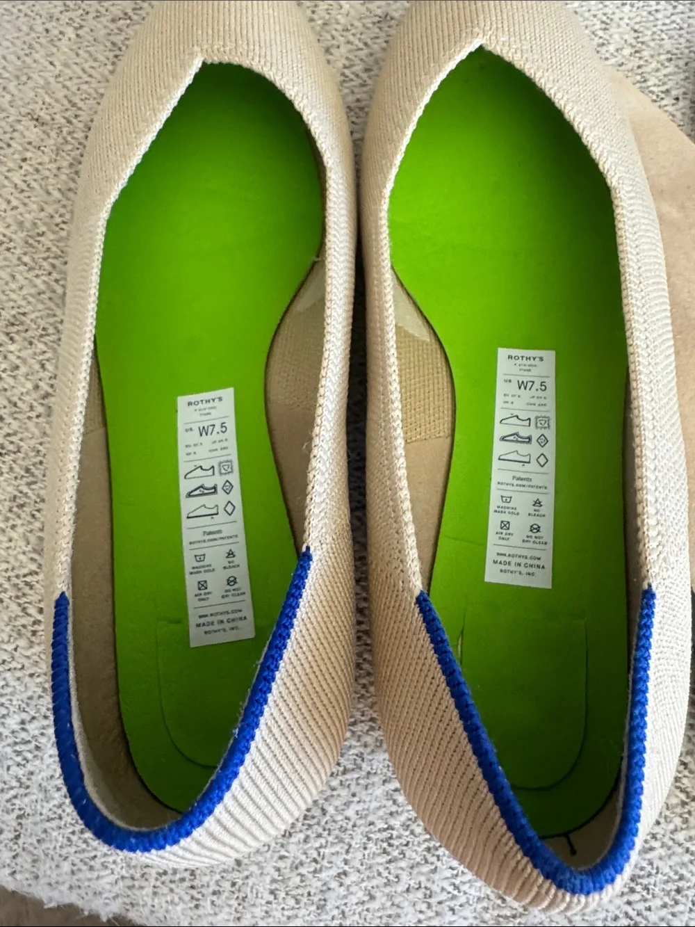EUC Rothy's The High Point Block Heel in Ecru or Sandstone